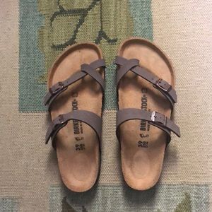 NWOT Birkenstock Sandals Mocha Color Size 39